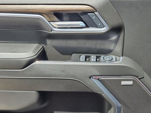 Certified 2025 Chevrolet Silverado 1500 RST w/ Convenience Package II AWD/4WD image 29