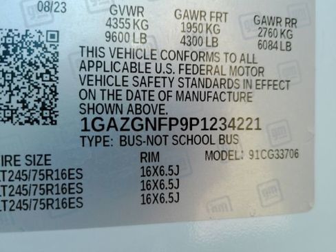 Used 2023 Chevrolet Express 3500 LS image 38