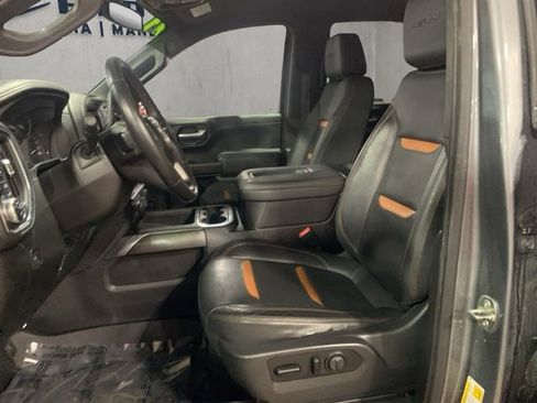 Used 2021 GMC Sierra 1500 AT4 w/ AT4 Premium Package image 9