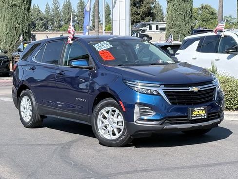 Used 2022 Chevrolet Equinox LT FWD image 2