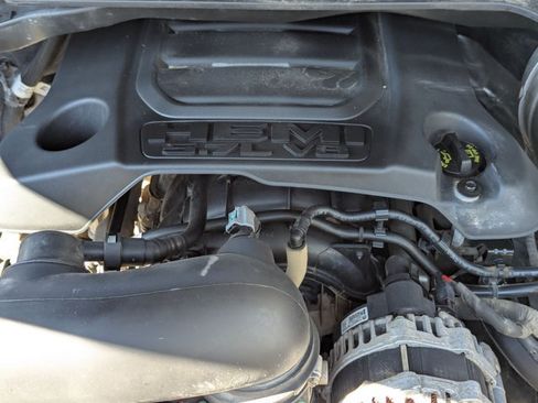 Used 2022 RAM 1500 Big Horn AWD/4WD image 21