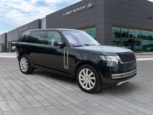 Used 2023 Land Rover Range Rover Long Wheelbase SE AWD/4WD image 7