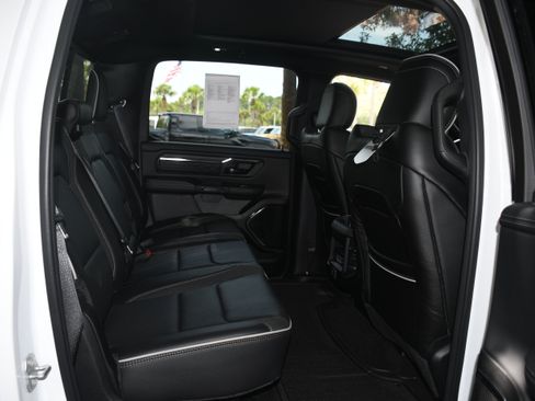 Used 2025 RAM 1500 Limited AWD/4WD image 20