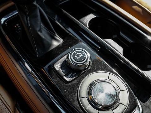 Used 2021 INFINITI QX80 Sensory w/ All-Season Package RWD image 26