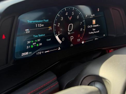 Used 2025 Chevrolet Corvette Z06 image 31
