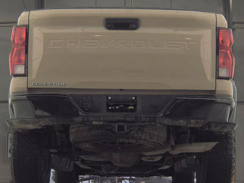 Used 2024 Chevrolet Colorado Trail Boss w/ Advanced Trailering Package AWD/4WD image 7