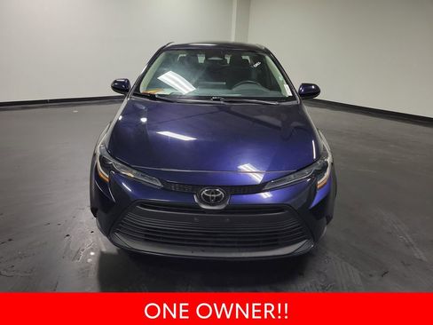 Used 2024 Toyota Corolla LE FWD image 3