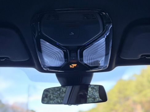 Used 2022 BMW X5 sDrive40i w/ Parking Assistance Package image 51