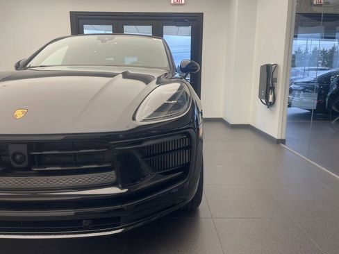 New 2026 Porsche Macan S image 28