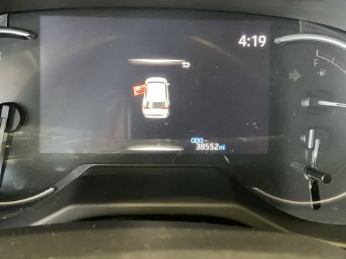 Used 2024 Toyota RAV4 XLE AWD/4WD image 18
