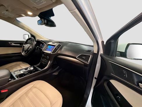 Used 2020 Ford Edge SEL w/ Convenience Package image 28