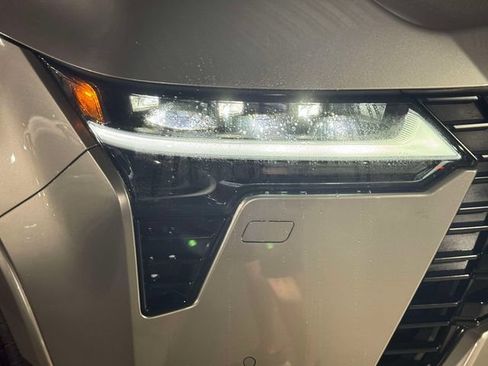 Certified 2025 Lexus GX 550 w/ Accessory Package (2T) AWD/4WD image 12
