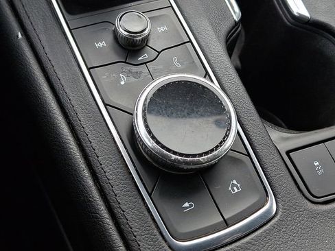 Used 2019 Cadillac XT4 Premium Luxury w/ Cold Weather Package image 24