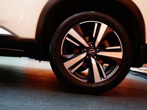 Certified 2023 Nissan Rogue SL AWD/4WD image 21