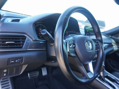 Used 2022 Honda Accord Sport image 12