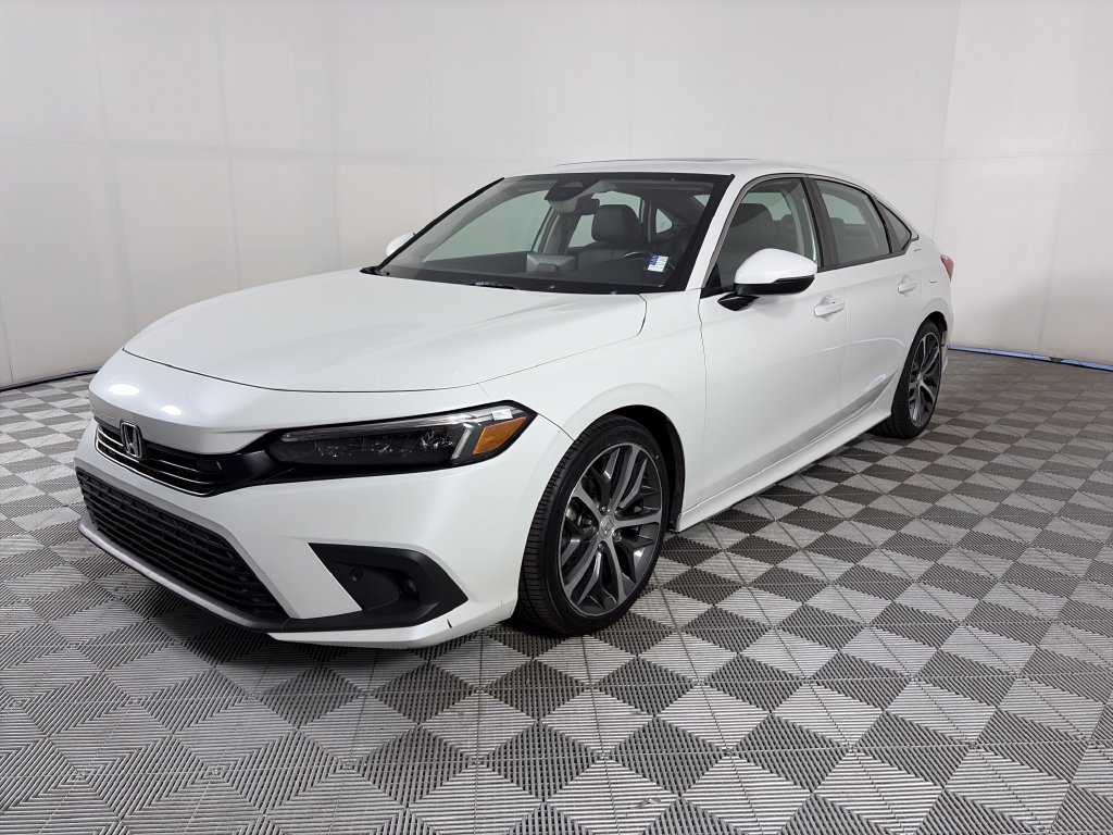 Used 2024 Honda Civic Touring image 3