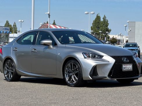 Used 2019 Lexus IS 300 F Sport w/ F Sport Package RWD image 5