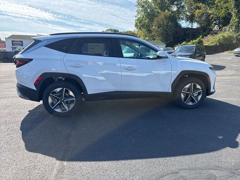 New 2026 Hyundai Tucson SEL image 8