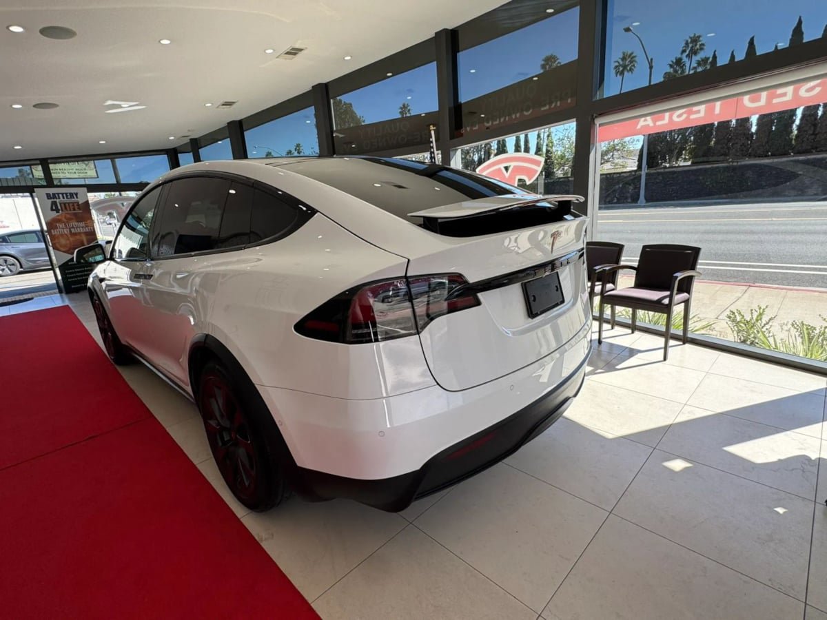 Used 2022 Tesla Model X AWD/4WD image 15