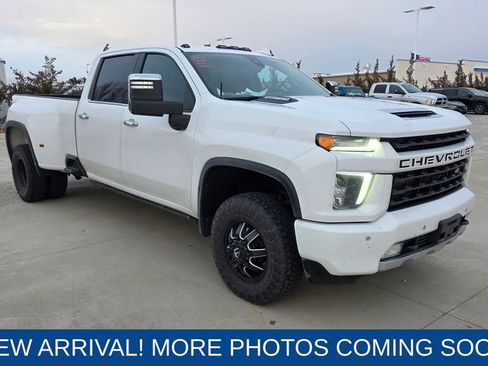 Used 2021 Chevrolet Silverado 3500 LTZ w/ LTZ Plus Package image 7