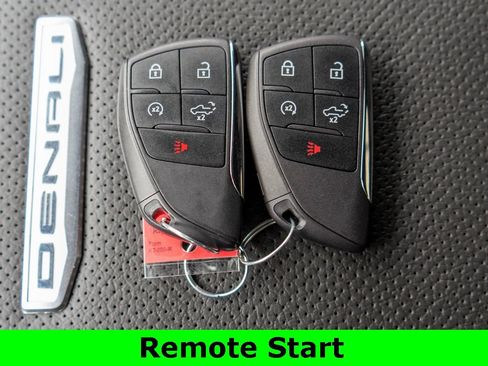 Used 2024 GMC Sierra 3500 Denali w/ Technology Package image 31