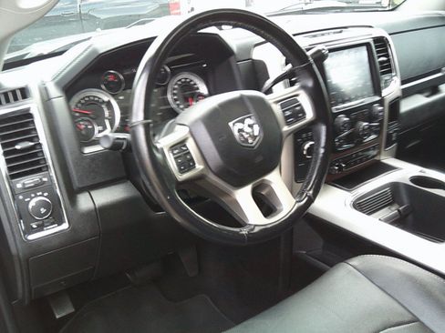 Used 2018 RAM 2500 Laramie w/ Snow Chief Group AWD/4WD image 13