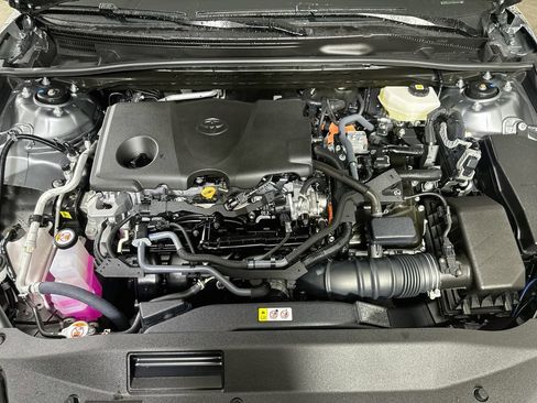 Used 2026 Toyota Camry SE FWD image 10