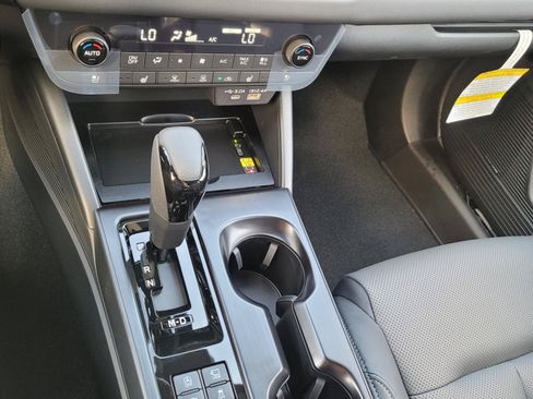 New 2026 Subaru Outback Touring AWD/4WD image 13