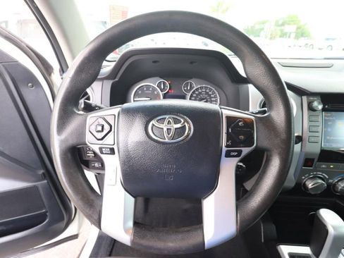 Used 2015 Toyota Tundra SR5 w/ SR5 Upgrade Package image 16