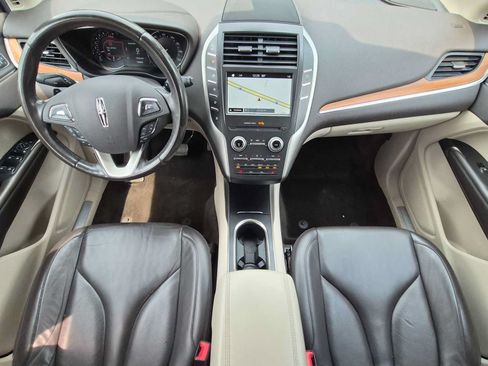 Used 2017 Lincoln MKC Select w/ Select Plus Package AWD/4WD image 15