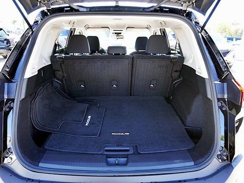 Certified 2023 Nissan Rogue S FWD image 19