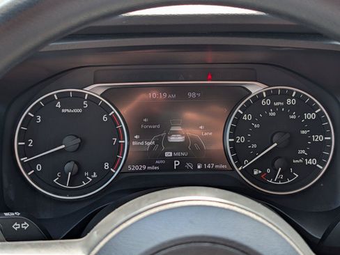 Used 2024 Nissan Rogue S AWD/4WD image 21