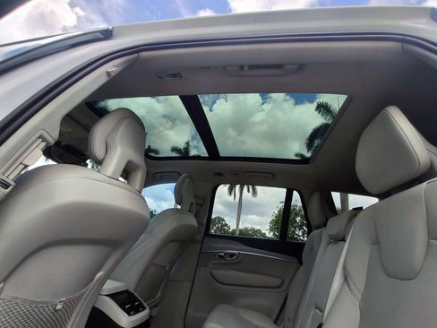 Used 2021 Volvo XC90 T5 Momentum w/ Protection Package Premier FWD image 29