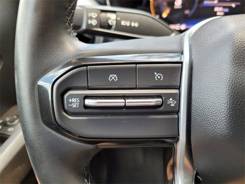 Used 2024 Chevrolet Colorado LT w/ LT Convenience Package image 36