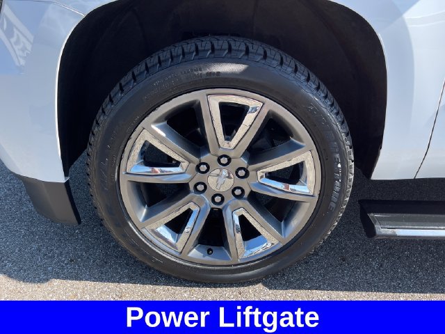 Used 2018 Chevrolet Suburban Premier AWD/4WD image 13