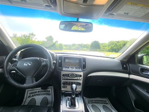 Used 2011 INFINITI G25 x w/ Moonroof Pkg AWD/4WD image 11