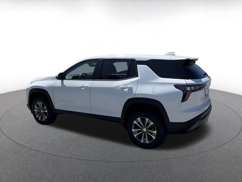 Used 2025 Chevrolet Equinox LT FWD image 8