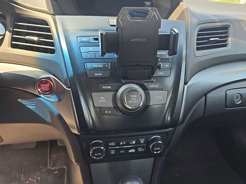 Used 2013 Acura ILX FWD image 19