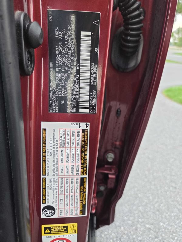 Used 2011 Toyota 4Runner Trail AWD/4WD image 27