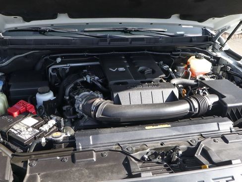 Used 2022 Nissan Frontier S w/ Technology Package RWD image 12