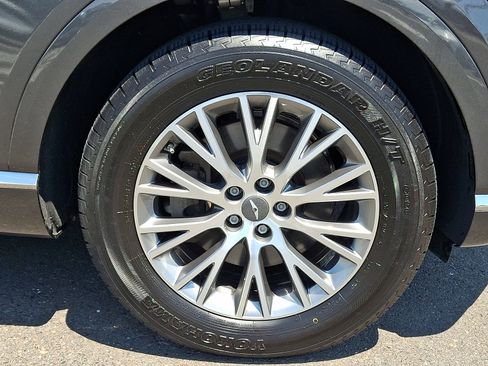 Used 2024 Genesis GV80 2.5T AWD/4WD image 8