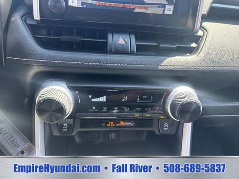 Used 2024 Toyota RAV4 LE AWD/4WD image 23