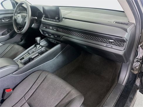 Certified 2024 Honda Accord EX image 30