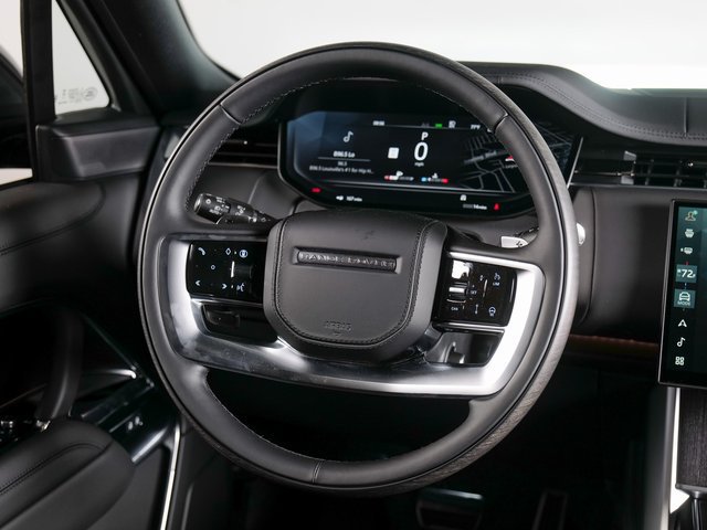 New 2026 Land Rover Range Rover Long Wheelbase SE AWD/4WD image 12