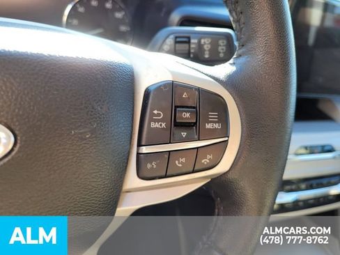 Used 2024 Ford Explorer XLT image 13