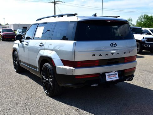 Used 2025 Hyundai Santa Fe Calligraphy FWD image 4