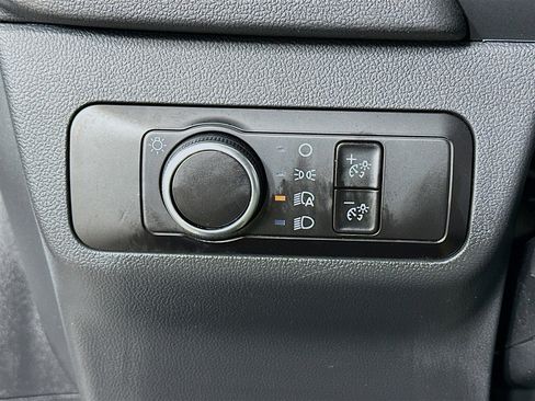 Used 2025 Ford Escape Active image 17