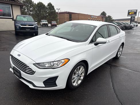 Used 2020 Ford Fusion SE image 7