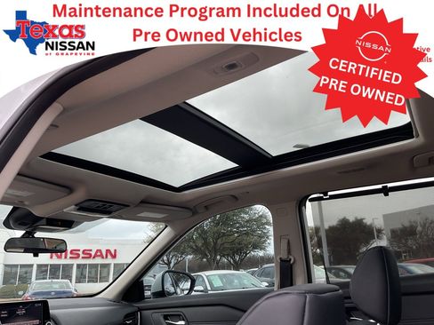 Used 2024 Nissan Rogue SV w/ SV Premium Package image 27