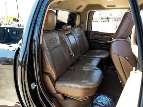 Used 2022 RAM 3500 Limited AWD/4WD image 39